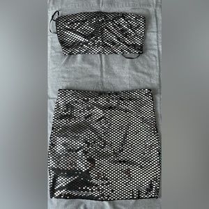 Selling forever 21 tube top and skirt set size L